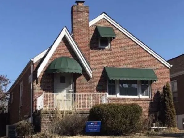 5611 Pernod Ave, Saint Louis, MO 63139