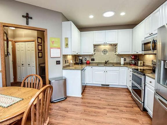 5th image of 20476 Cypress Dr