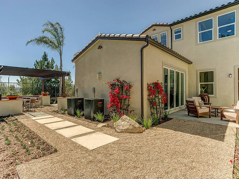 6812 Shadow Wood Dr — Photo 8