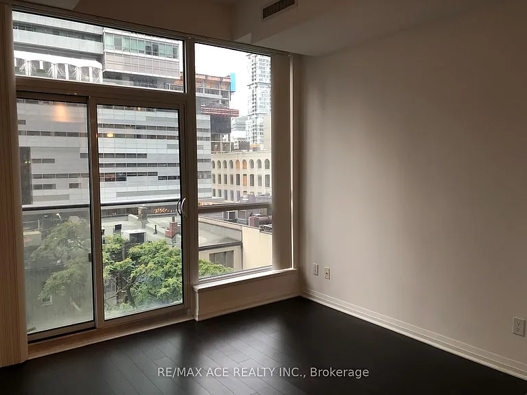 8 Mercer St #526 — Photo 6