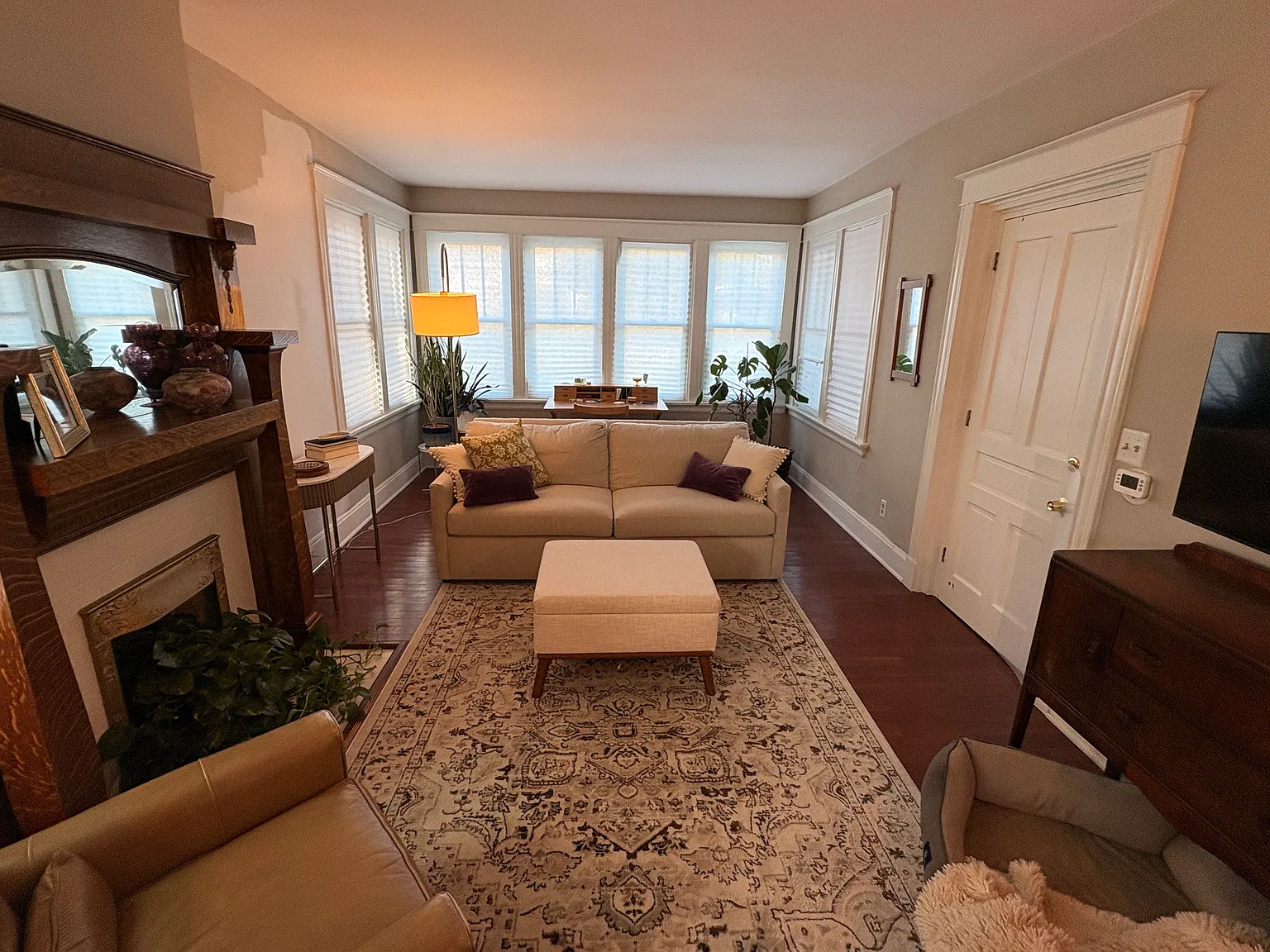 1 bed, 1000 sqft, $1,550 — Photo 3