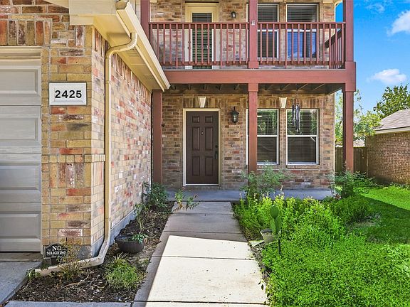 2nd image of 2425 Glenhaven Dr