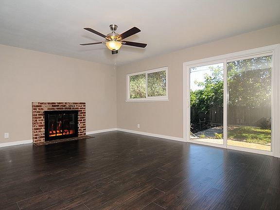 5th image of 7946 Amalfi Way