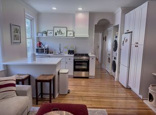 1223 N Franklin St #3R, Philadelphia, PA 19122