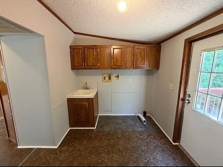 122 Fielding Ln — Photo 24