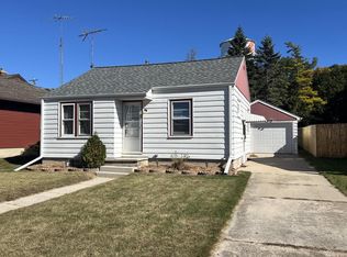 2319 Garfield St, Two Rivers, WI 54241
