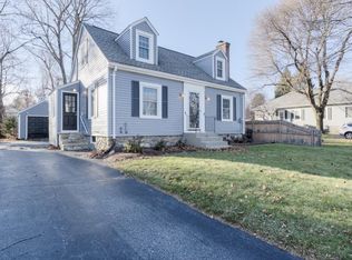 14 Calumet Ave, Worcester, MA 01606