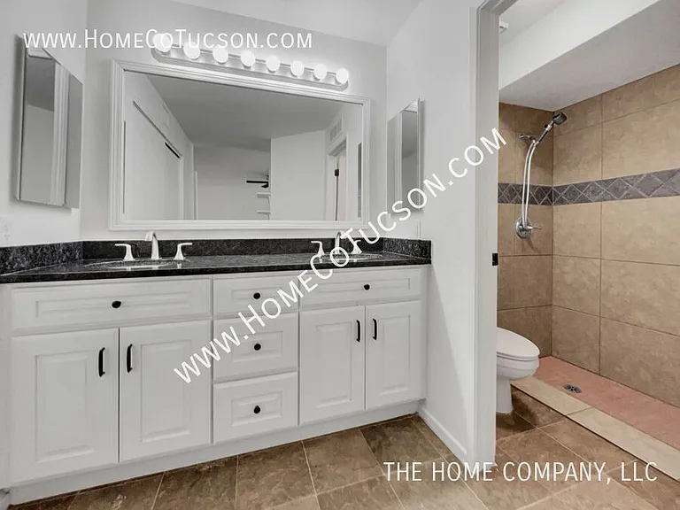 10002 E Stella Rd — Photo 16