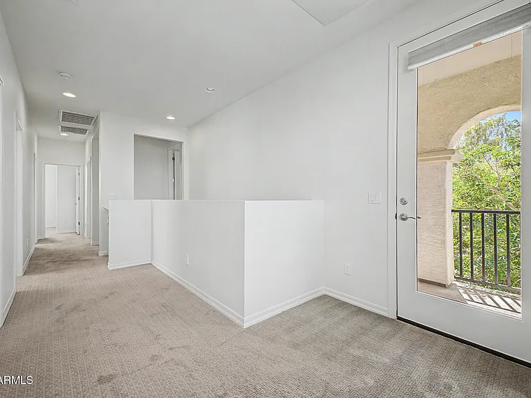1575 W Marlin Dr — Photo 30