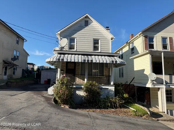 60 Coal St, Glen Lyon, PA 18617
