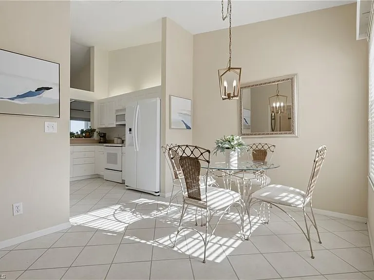 3320 W Crown Pointe Blvd #201 — Photo 15