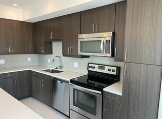 75 Exeter St #903, Boston, MA 02199