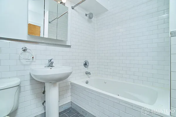 Rented by Halstead Real Estate | media 17