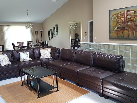 5th image of 1242 Brook Hill Close