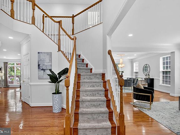 4th image of 14040 Natia Manor Dr