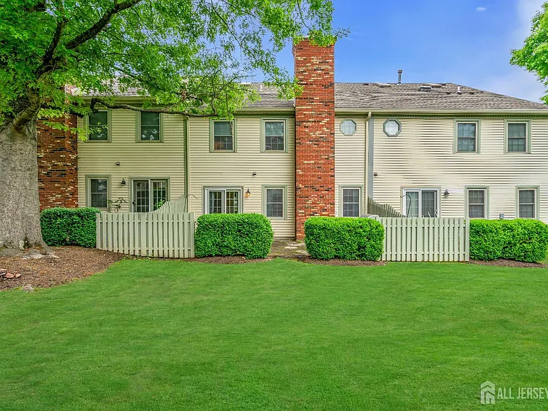 31 Fair Acres Ct — Photo 26