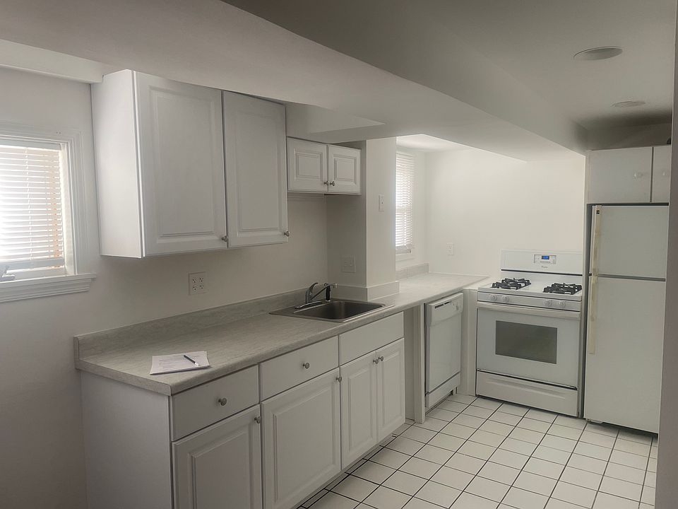1st image of 1712 Kilbourne Pl NW #1B