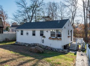 1 Wood St N, Halifax, MA 02338