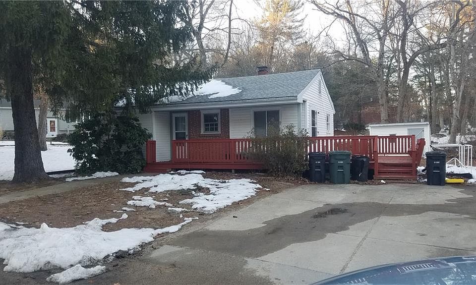 2nd image of 85 Angus St