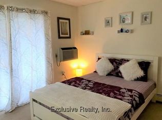 2320 Commonwealth Ave APT 1-4, Auburndale, MA 02466