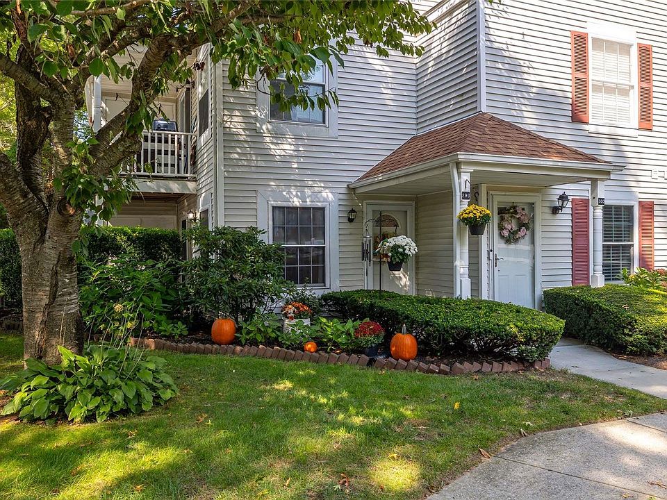 1st image of 299 Fairview Circle #299