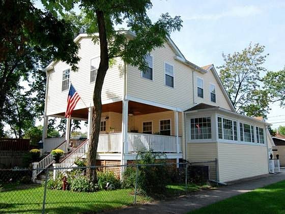 1st image of 1101 Lathrop Ave