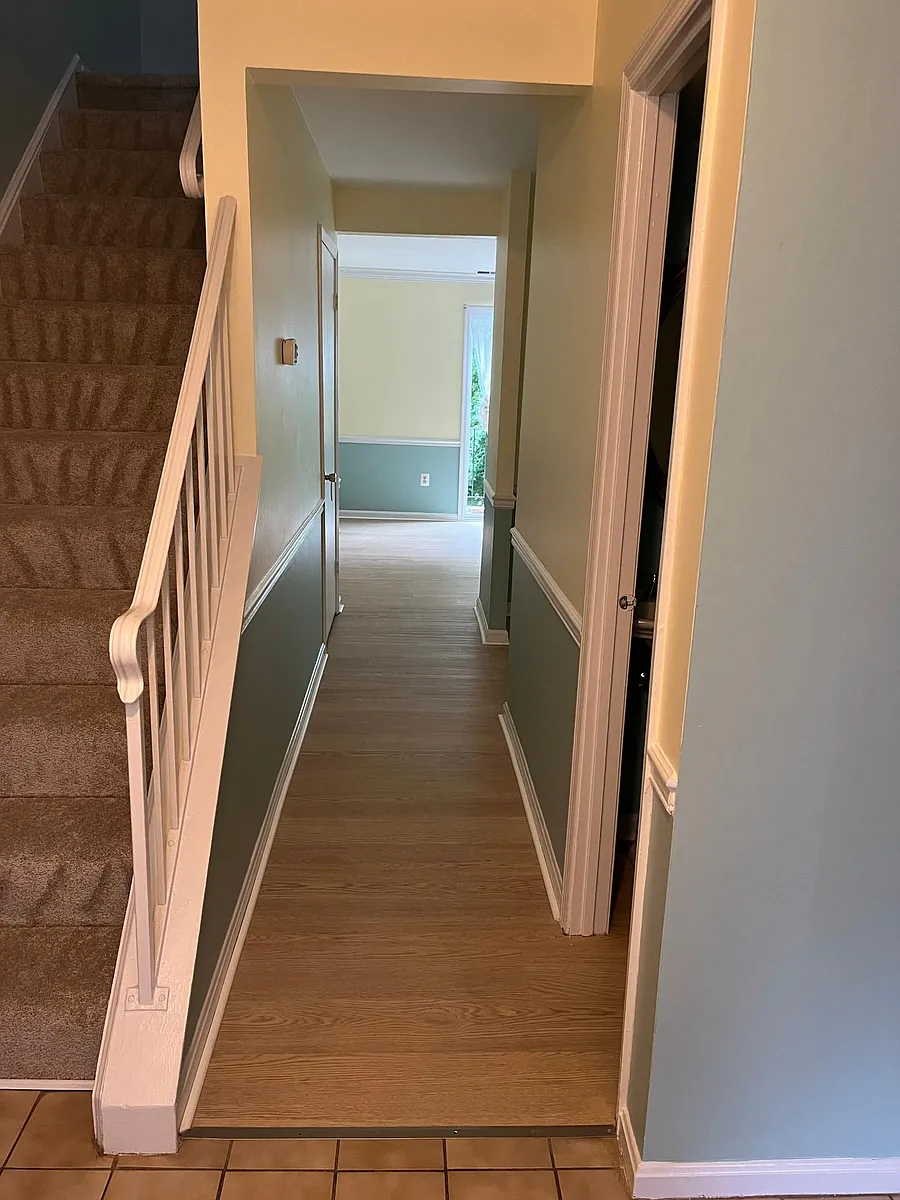 Entry Way - Birch Leaf Ct