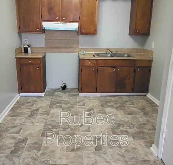 458 S Weldon St — Photo 4
