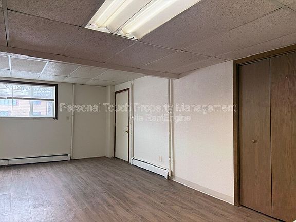 5th image of 909 Western Rd APT 2