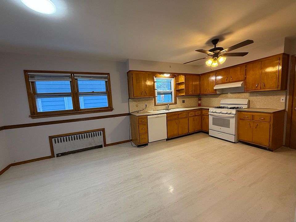 1st image of 71 Madeline Ave #1