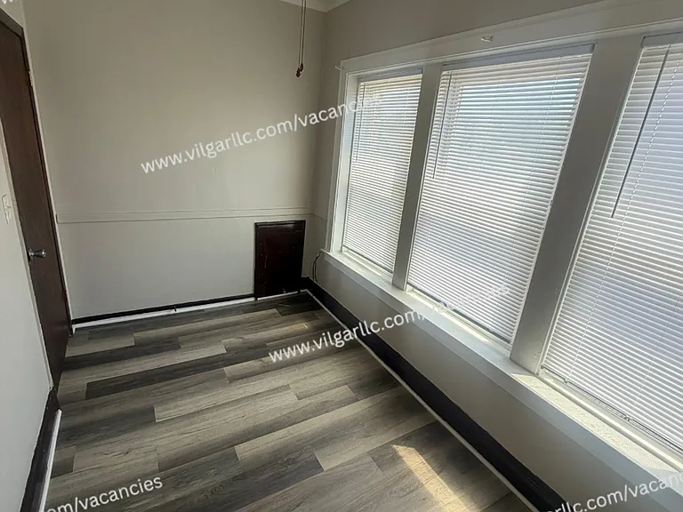 5617-5619 Hohman Ave — Photo 17