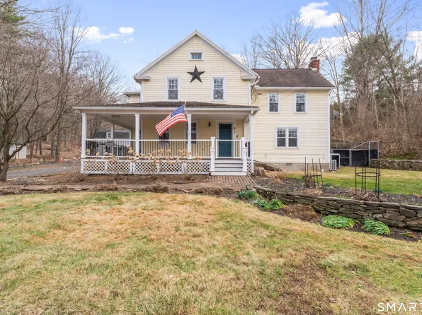 74 Middle Quarter Road, Woodbury, CT 06798