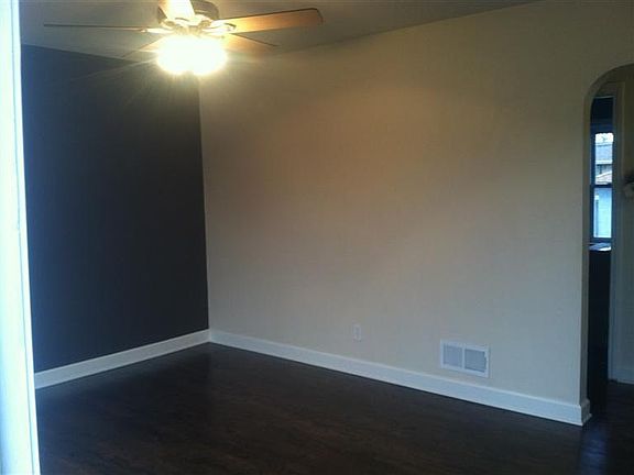 4th image of 4857 Ivy St