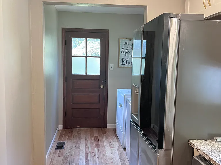 103 Falmouth Dr — Photo 12