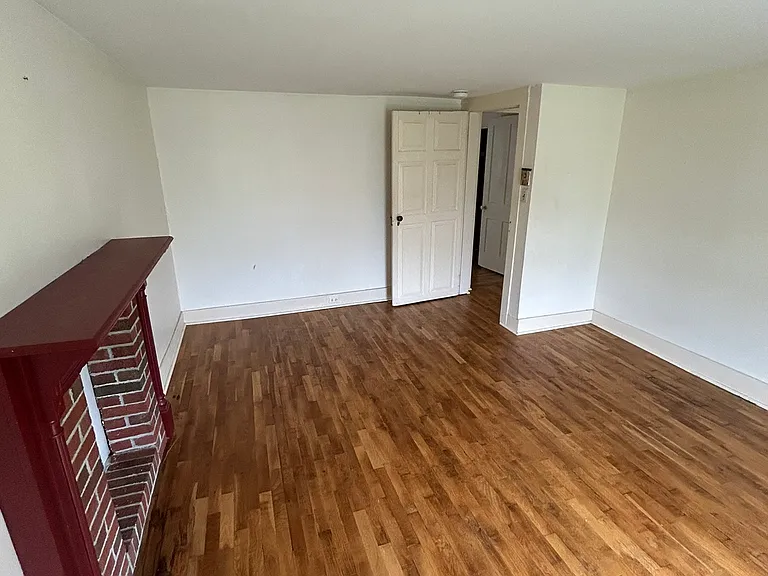 8839 Langmaid Rd — Photo 6