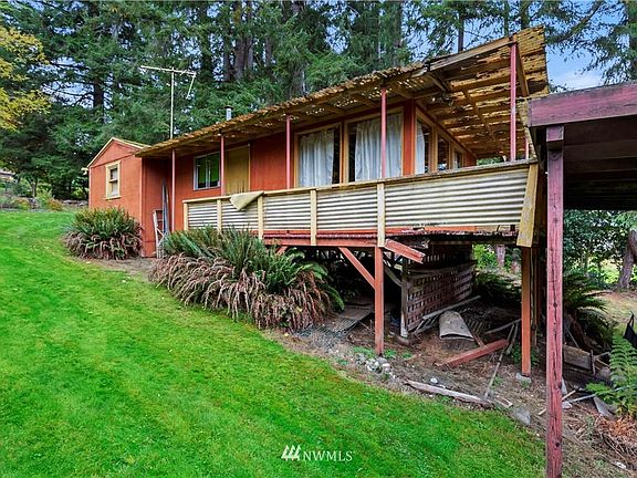 4th image of 10718 W Lake Joy Dr NE