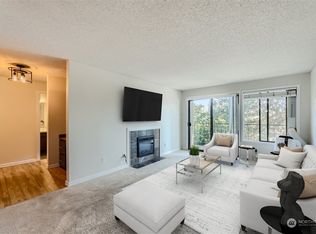 750 N 143rd St UNIT 202, Seattle, WA