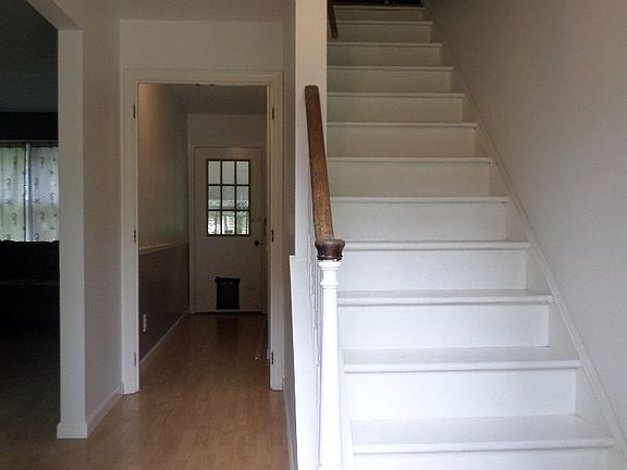2nd image of 54055 Eastwood Dr