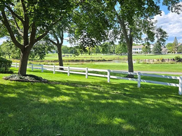 1800 Vermont Dr, Elk Grove Village, IL 60007