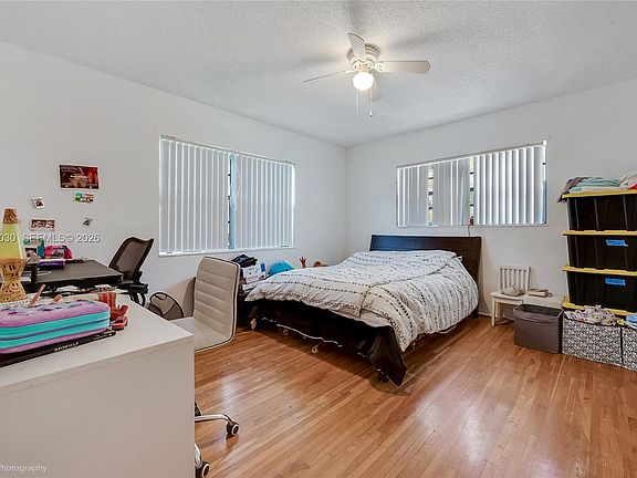 5th image of 4477 SW 15th Ter