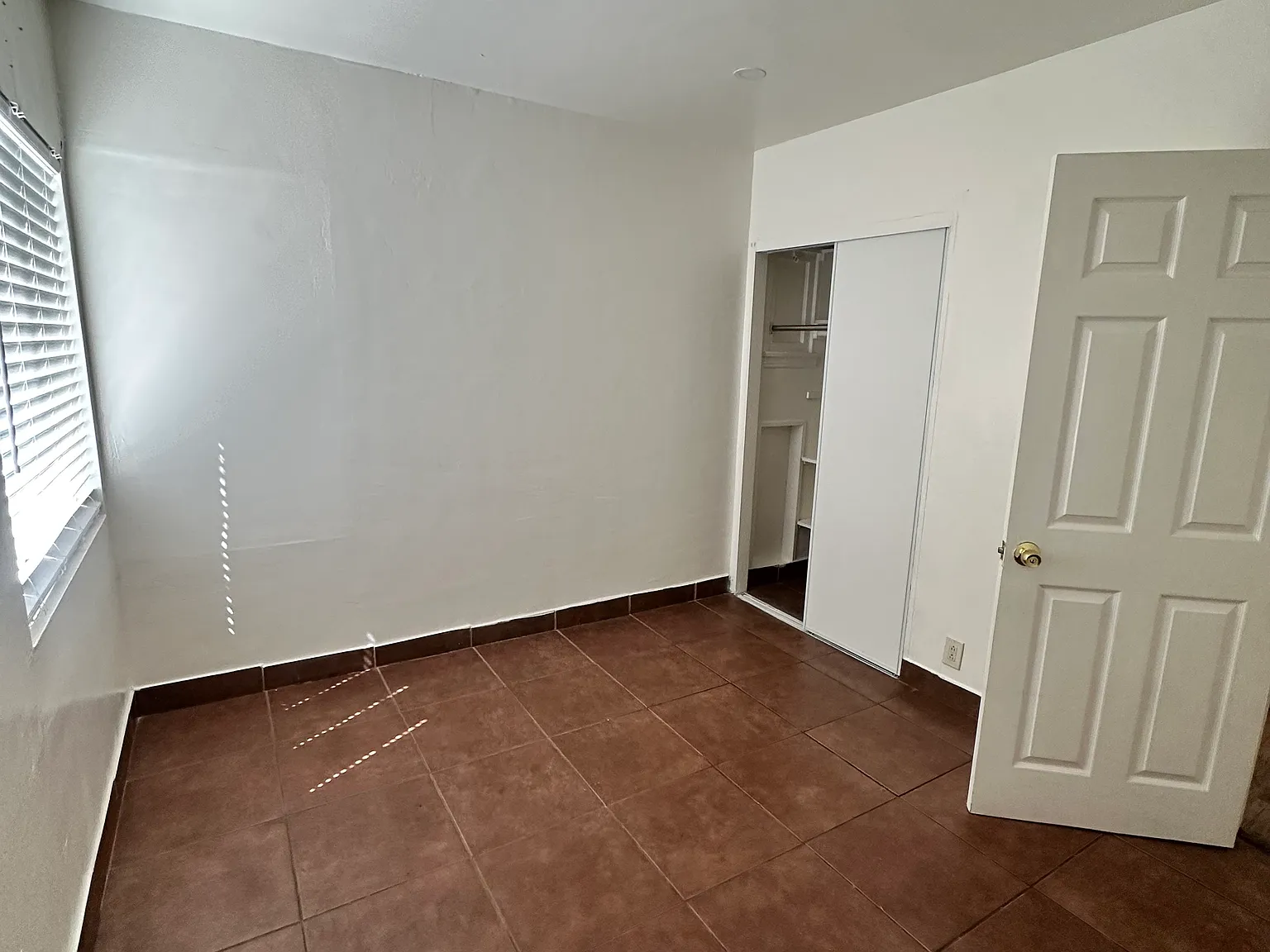 1 bed, 692 sqft, $1,700 — Photo 1