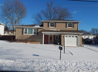 18 Lench Ave, Edison, NJ 08820