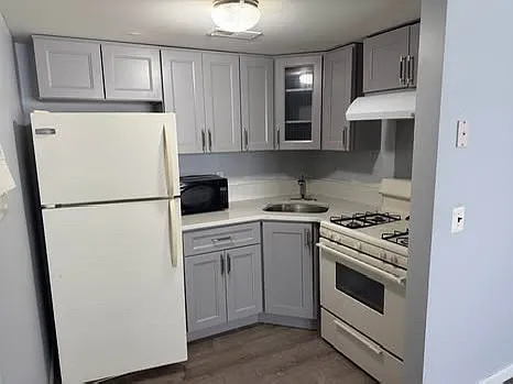 519 Woodrow Rd #1 — Photo 3