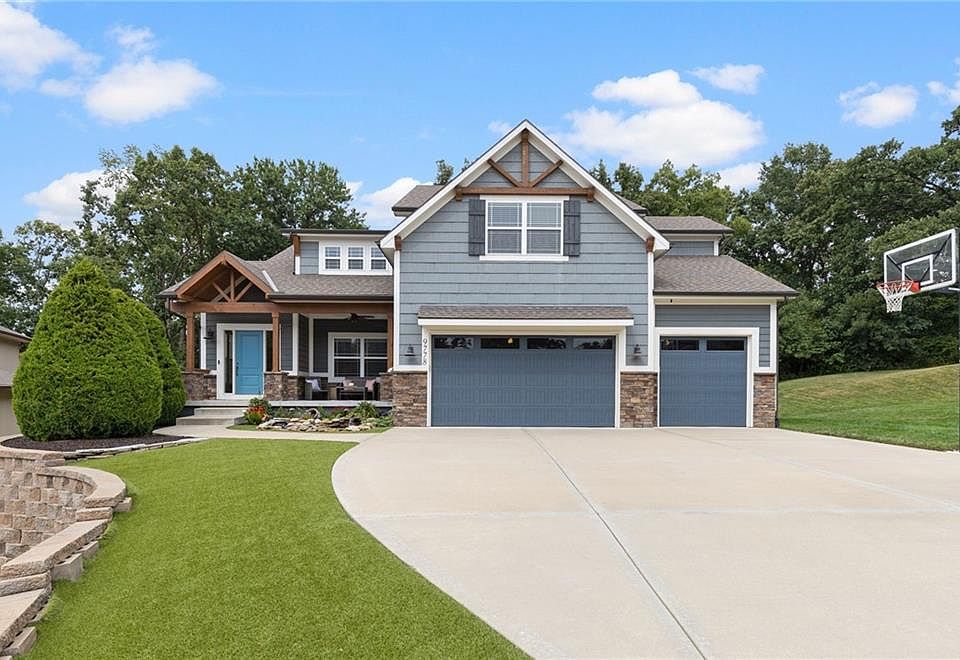 1st image of 9778 Apple Blossom Ln