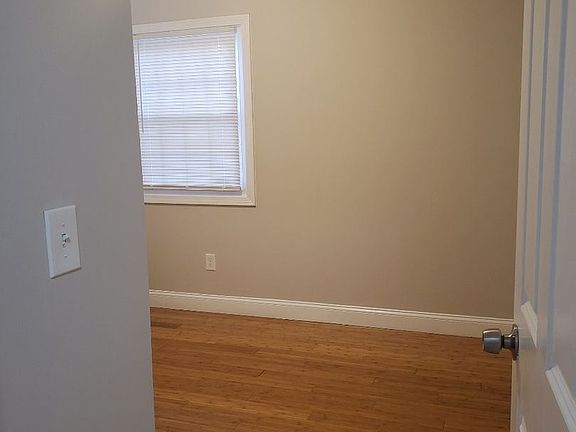 4th image of 65 Hawkins St Floor 2