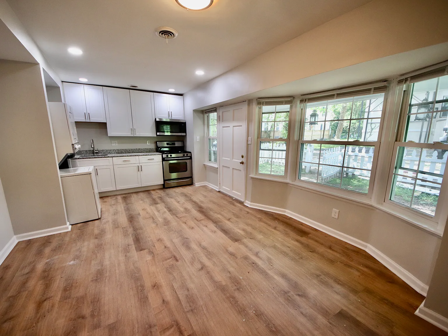 1 bed, $1,150 — Photo 3