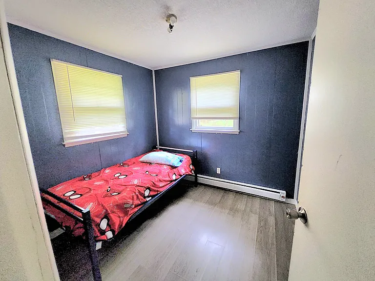 305 Cold Spring Rd — Photo 9