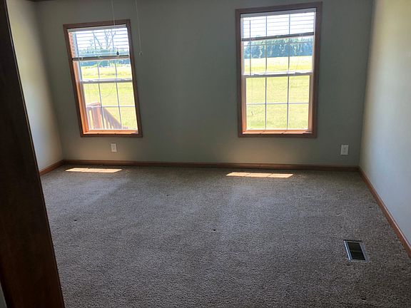 2nd image of 6608 Black Creek Rd