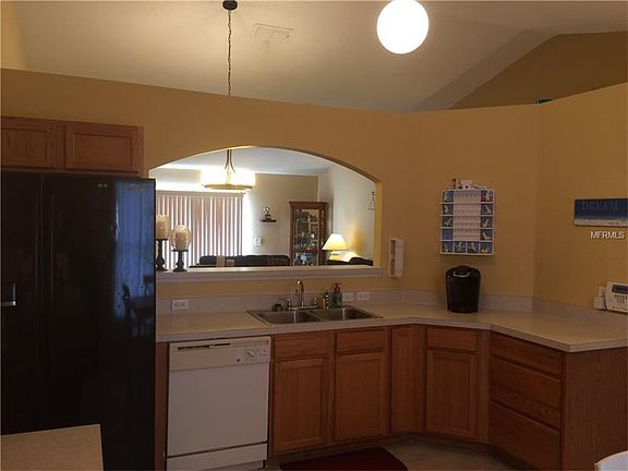 3rd image of 324 Ashford Dr
