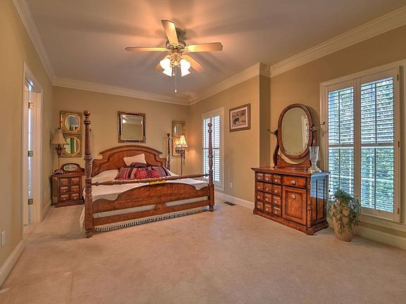4th image of 1188 Bellingham Dr #0